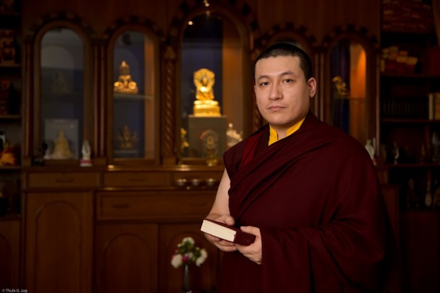 karmapa-nepal-earthquake-appeal-700x467