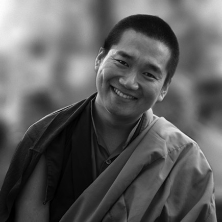 Sabchu_Rinpoche_2014_500x500_BW